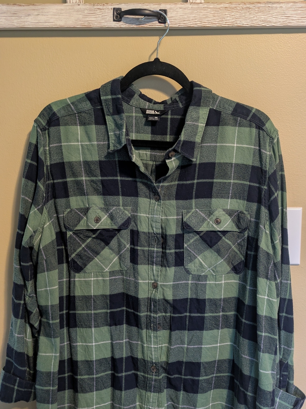 Eddie Bauer Women's Plaid Button Down Green & Blue Flannel, 2XL Like New